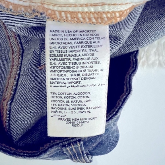 Bebe Stretchy Denim Mini Skirt in Washed Blue. Sz 25 👖🛍️ - Picture 13 of 13